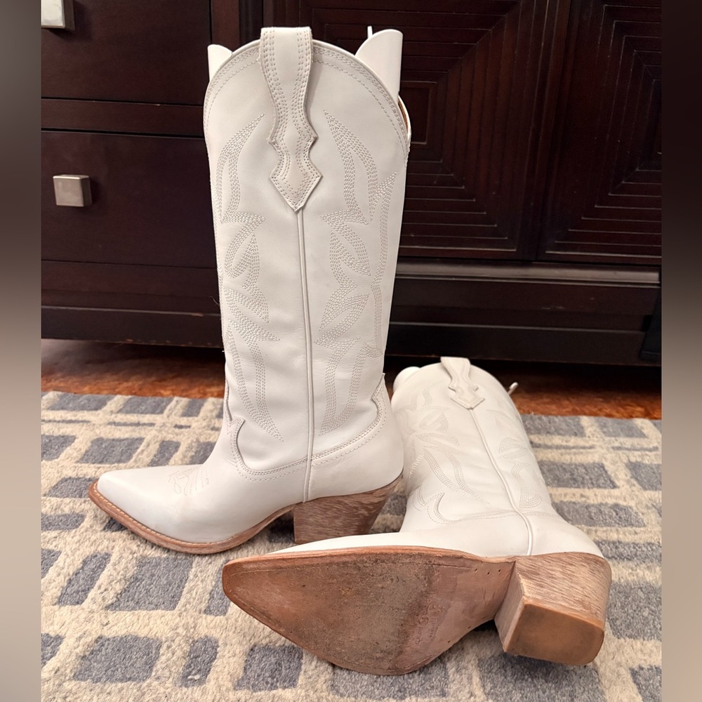 White Western Cowboy Boots by Thursdays - Picture 2 of 5